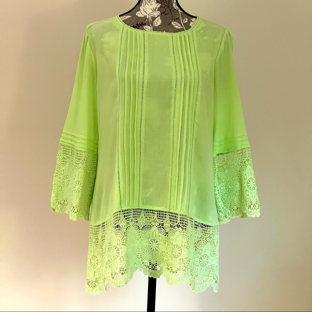 CHICO’S 0 Lime Green Lace Tunic